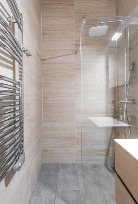 Helen Homestay Prague Palmovka Экстерьер фото